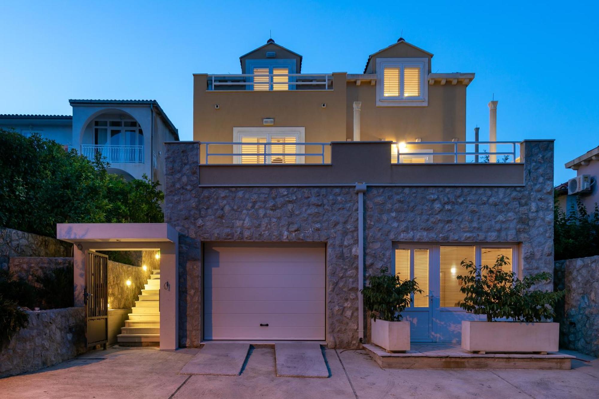 מליני Villa "Amber" Luxury Apartments With A Pool חדר תמונה